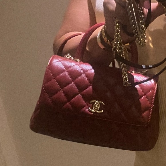 Pre owned authentic!!!!! coco handle CHANEL mini burgundy - Picture 15 of 15